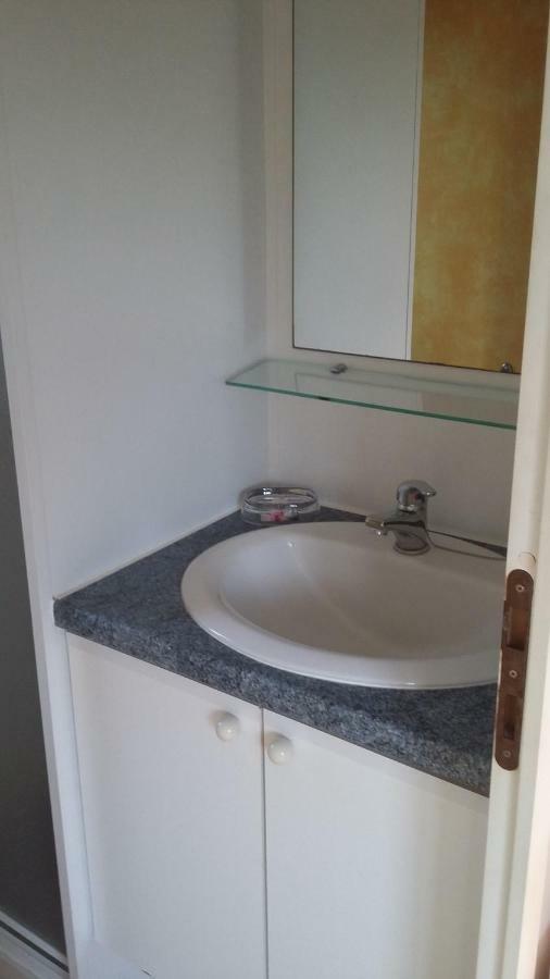 Mobile Home à Louannec Extérieur photo
